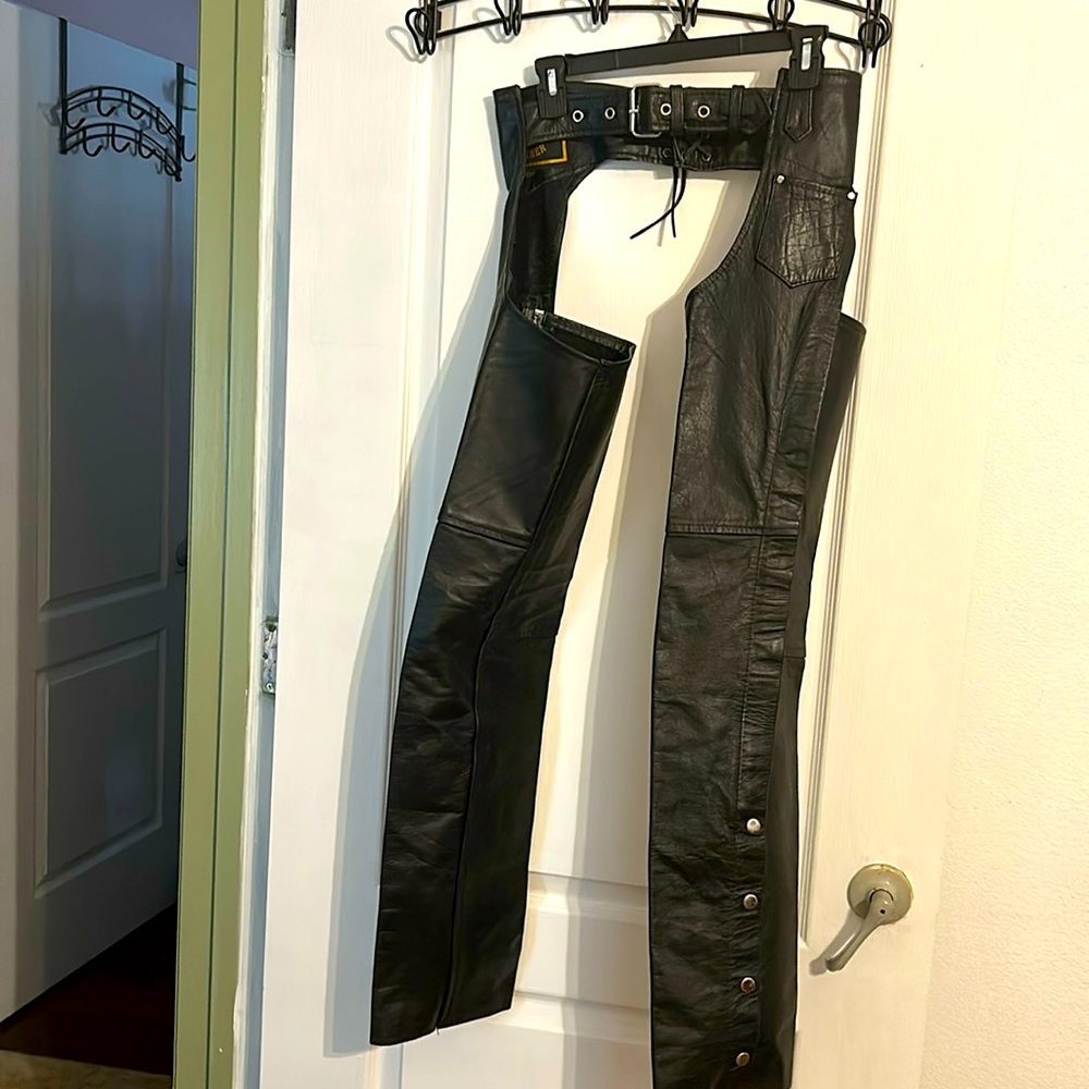 Women’s  Barney’s leather Chaps Size XXS
